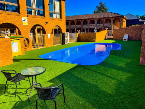 Cumberland Motor Inn - Accommodation Yamba 2