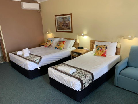 Cumberland Motor Inn - Accommodation Yamba 1