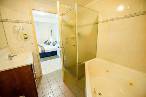 Jacksons Motor Inn - Accommodation Yamba 9