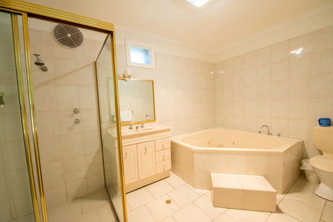 Jacksons Motor Inn - Accommodation Yamba 7