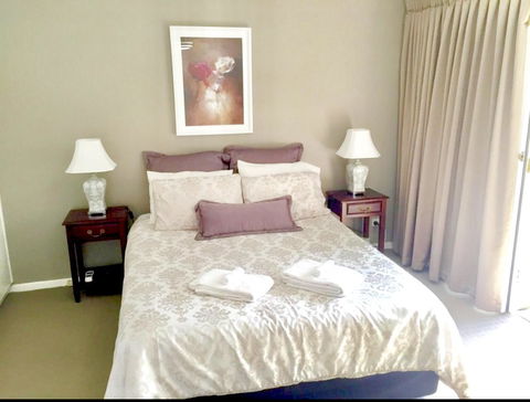 Superb Townhouse In North Adelaide - Accommodation Yamba 2