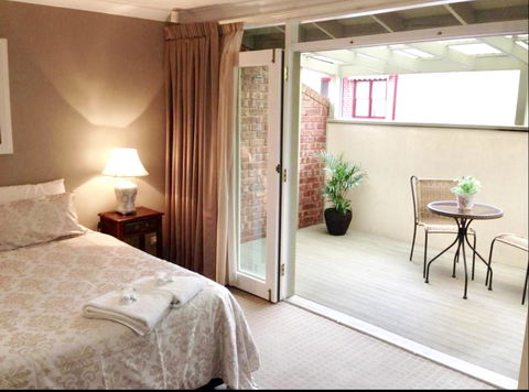 Superb Townhouse In North Adelaide - Accommodation Yamba 4