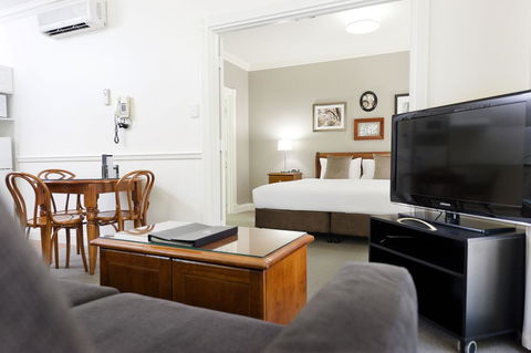 Majestic Old Lion Apartments - Accommodation Yamba 10