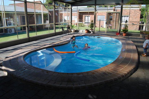 Arkana Motor Inn & Terrace Apartments - Accommodation Yamba 2