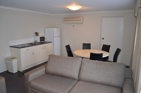 Arkana Motor Inn & Terrace Apartments - Accommodation Yamba 11