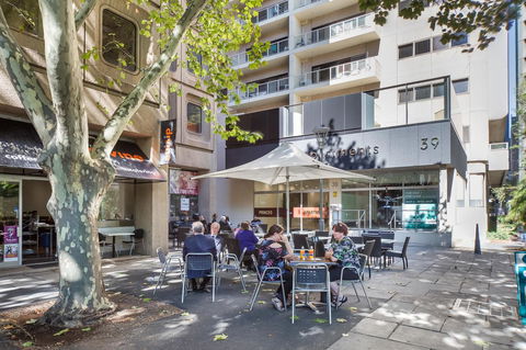 York Apartments On Grenfell - Accommodation Yamba 16
