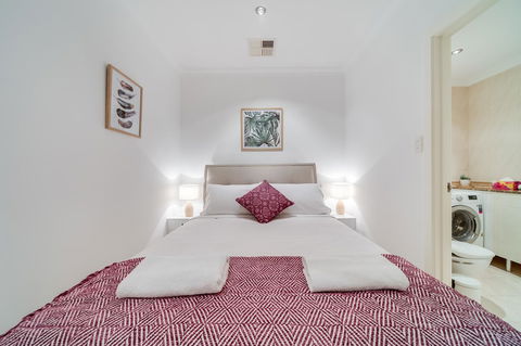 York Apartments On Grenfell - Accommodation Yamba 10