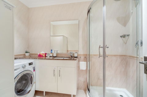 York Apartments On Grenfell - Accommodation Yamba 15