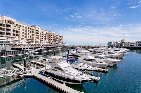 Heart Of Glenelg BnB - Accommodation Yamba 22