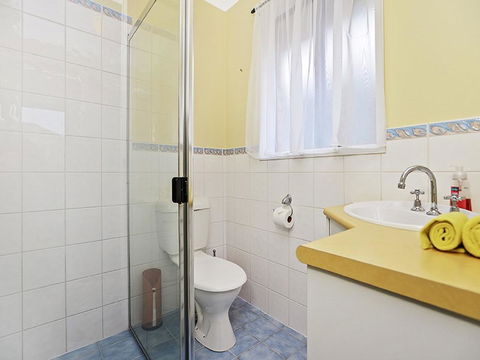 Lakeside - Encounter Bay - Accommodation Yamba 14