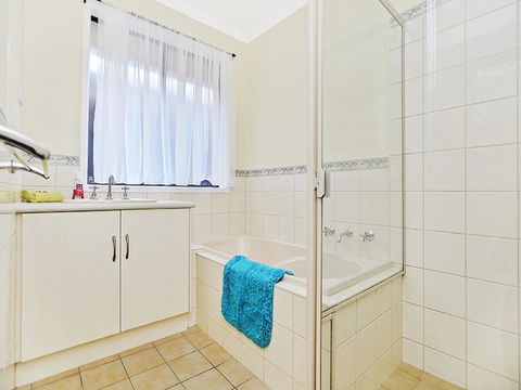 Lakeside - Encounter Bay - Accommodation Yamba 13