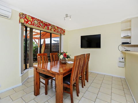 Lakeside - Encounter Bay - Accommodation Yamba 6