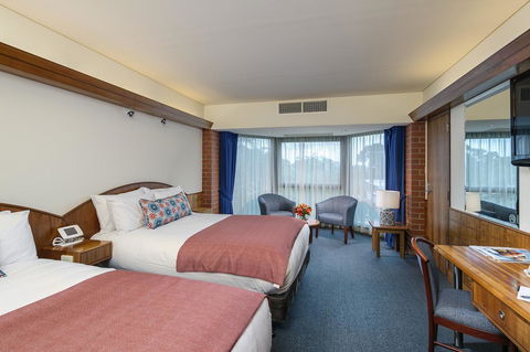 Arkaba Hotel - Accommodation Yamba 1