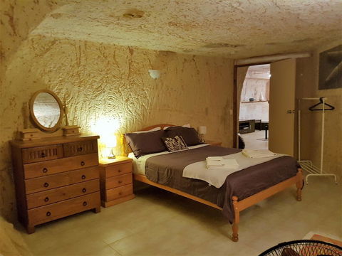 Underground Gem - Accommodation Yamba 4