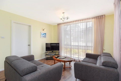 The Dolphins Beachfront Apartments - Accommodation Yamba 17