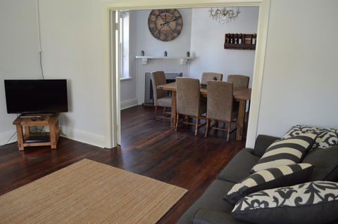Two Cow Cottage Bed & Breakfast - Accommodation Yamba 26