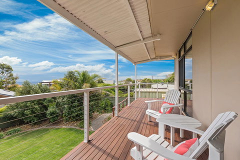 Maslin Beach Getaway - Accommodation Yamba 0