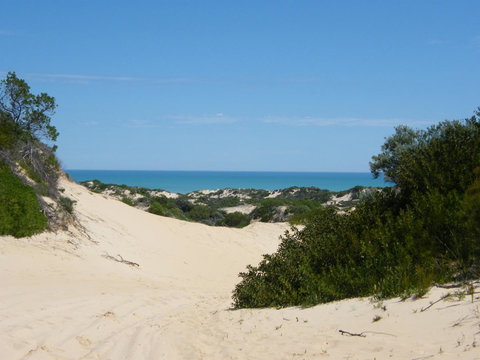 Coorong Waterfront Retreat - Accommodation Yamba 23