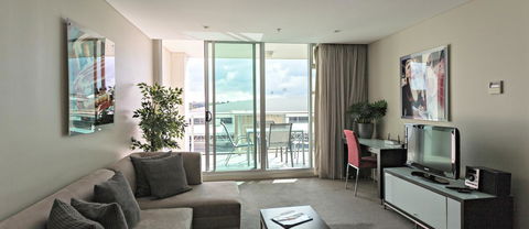 Adelaide DressCircle Apartments - North Terrace - Accommodation Yamba 2