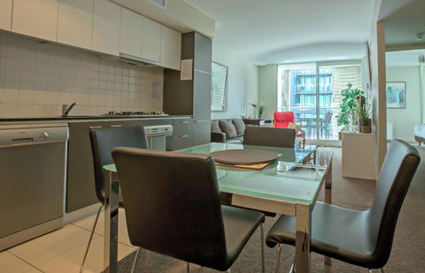 Adelaide DressCircle Apartments - North Terrace - Accommodation Yamba 0