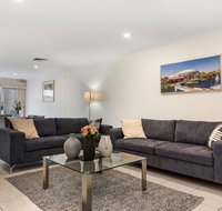 Close to City - Spacious 3 Bedroom Townhouse - Accommodation Yamba