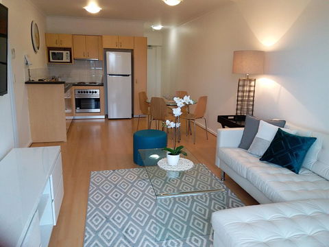 Spacious 4 BR And 2 Bathrooms City Apartment - Accommodation Yamba 12