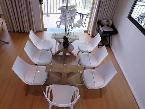 Spacious 4 BR And 2 Bathrooms City Apartment - Accommodation Yamba 1