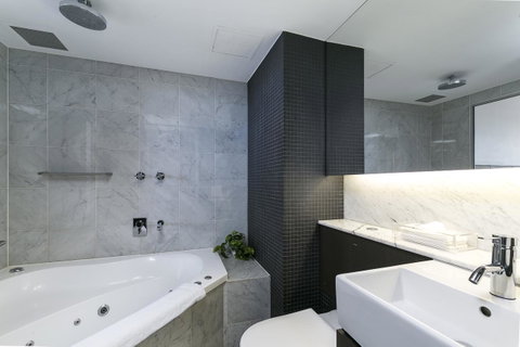 The Soho Hotel - Accommodation Yamba 6