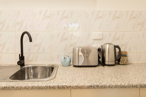 The Manor Basket Range - Accommodation Yamba 9