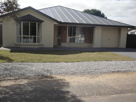 White Sands Retreat - Accommodation Yamba 0