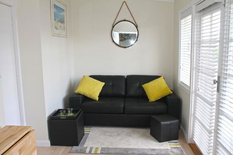 Smugglers Inn Studio Apartments - Accommodation Yamba 11