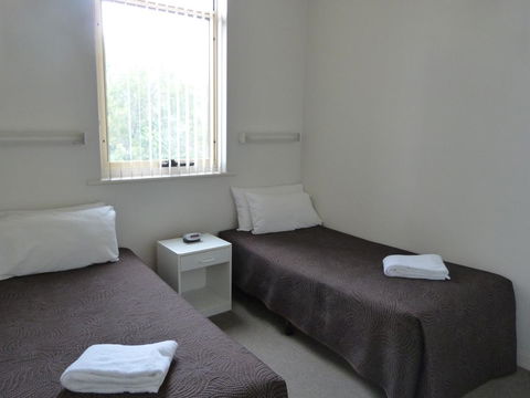 Glenelg Holiday Apartments - Corfu - Accommodation Yamba 11