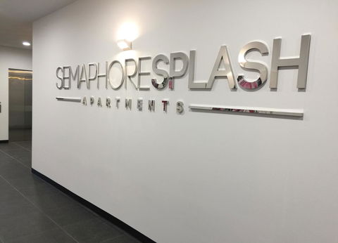 Semaphore Splash Apartments - Accommodation Yamba 12