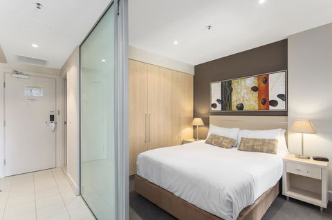 Pier Luxury Apartments - Accommodation Yamba 9