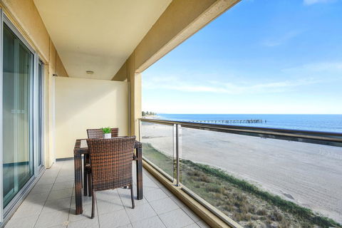 Pier Luxury Apartments - Accommodation Yamba 2