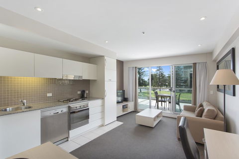 Pier Luxury Apartments - Accommodation Yamba 8