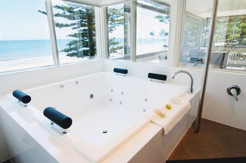Seawall Apartments - Accommodation Yamba 30