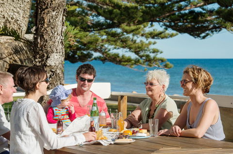 Seawall Apartments - Accommodation Yamba 17