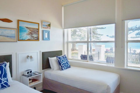 Seawall Apartments - Accommodation Yamba 11