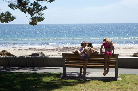 Seawall Apartments - Accommodation Yamba 25