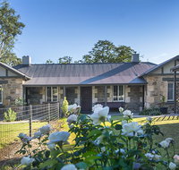 Stoneleigh Cottage Bed and Breakfast - Accommodation Yamba