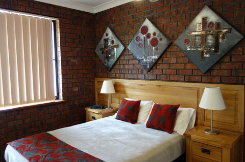 Glenelg Gateway Apartments - Accommodation Yamba 0