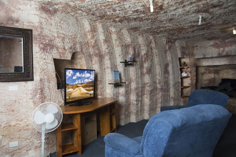 Ali\'s Underground Studio - Accommodation Yamba 0