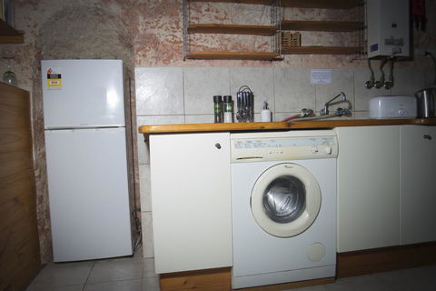 Ali\'s Underground Studio - Accommodation Yamba 5