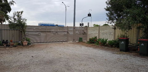 Unit In Marion - Accommodation Yamba 2