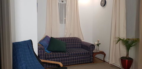 Unit In Marion - Accommodation Yamba 5