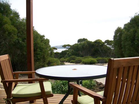 Mallee Bark Retreat - Accommodation Yamba 2