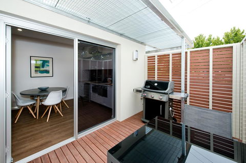 Loxton Courthouse Apartments - Accommodation Yamba 4