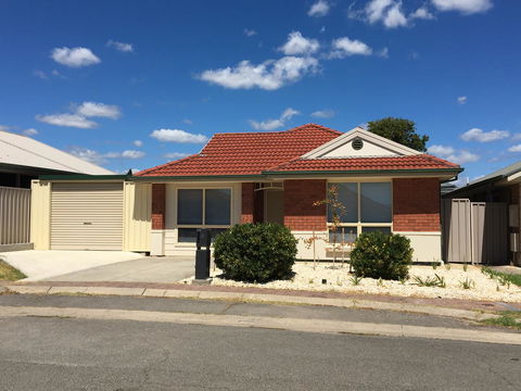 Windsor Gardens Home - Accommodation Yamba 18