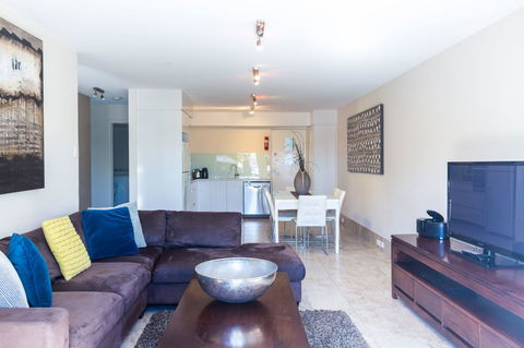 Bayview Beachfront Apartments, In Town Right On The Beach - Accommodation Yamba 43